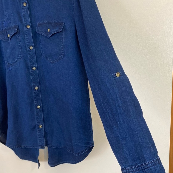 Harper Women’s Blue Western Embroidered Denim Button-Up Shirt - Picture 4 of 14